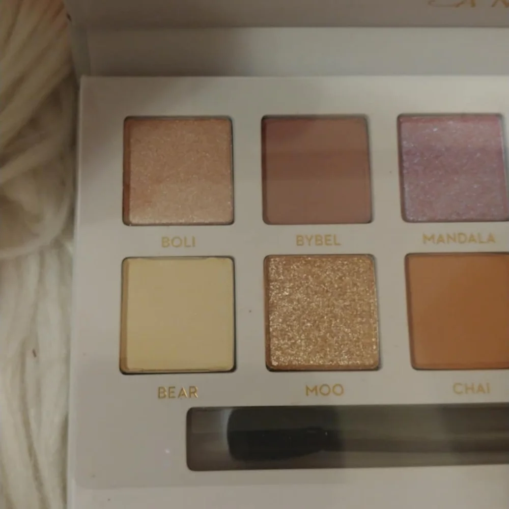 💖FIRM! NWT ANASTASIA BEVERLY HILLS CARLI BYBLE EYESHADOW PALETTE (LIMITED EDITI